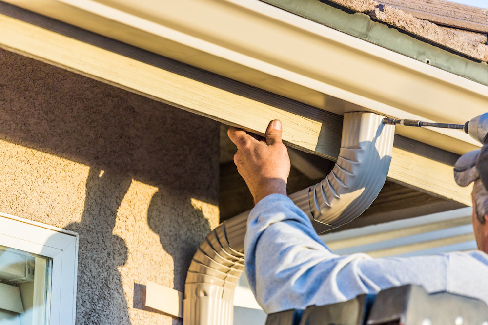 What to Do Before Hiring a Gutter Installation or Repair Contractor?